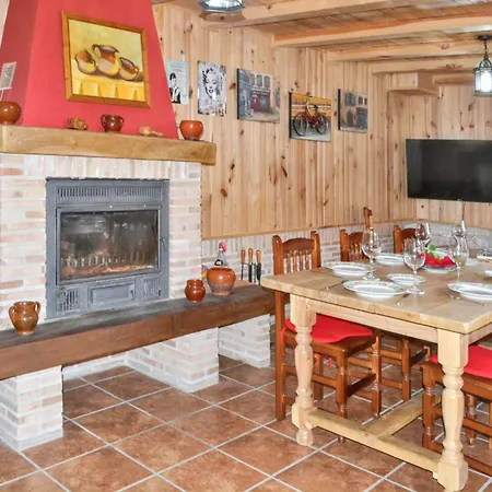 Holiday home Charming House In With Enclosed Garden *