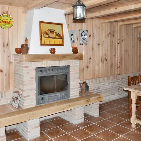 Charming House In With Enclosed Garden Holiday home Morales de Rey