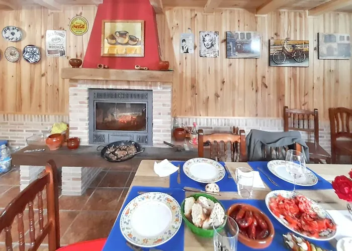 Charming House In With Enclosed Garden 度假居 Morales de Rey